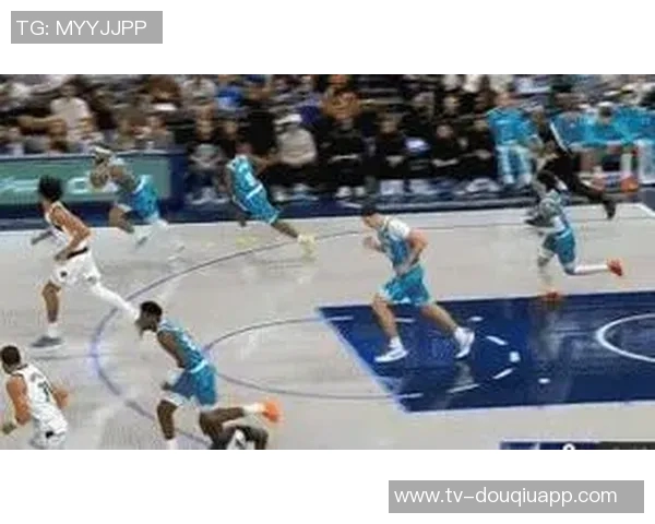 基德称赞拉塞尔传球与防守表现出色期待未来更多精彩表现