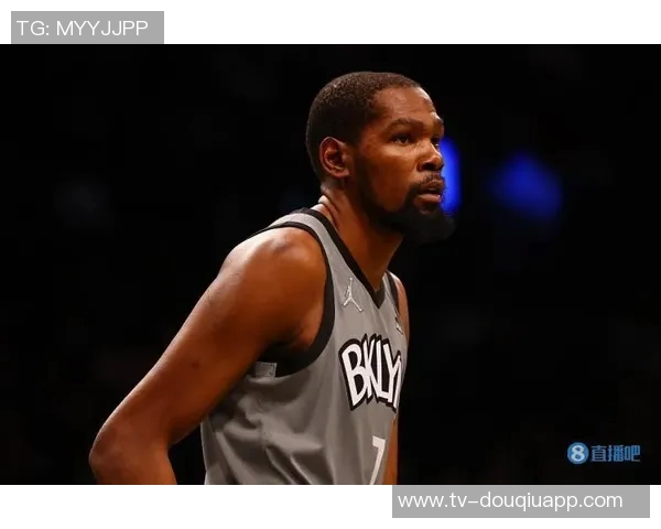 卡梅隆托马斯复出首节表现抢眼4投3中砍下9分并贡献1助攻