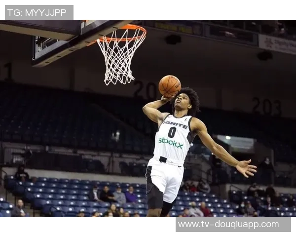 斯库特亨德森激励队友重返NCAA赛场三年发展联盟的成长之路 斯库特亨德森激励队友重返NCAA赛场三年发展联盟的成长之路