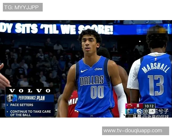 克里斯蒂本赛季三分命中率高达459成为200次出手球员中的最佳射手