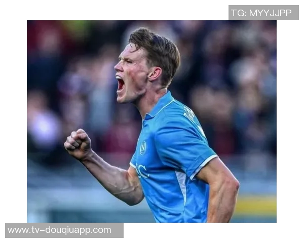 麦克托米奈精彩进球助那不勒斯客场1-0领先埃因霍温展现强大实力 麦克托米奈精彩进球助那不勒斯客场1-0领先埃因霍温展现强大实力