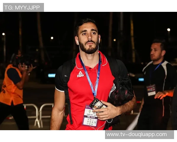 国少队球员来源多样化高质量比赛助力稳步成长