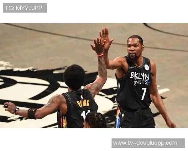 沃尔什强调队友间的沟通能提升信心并不断增强默契合作